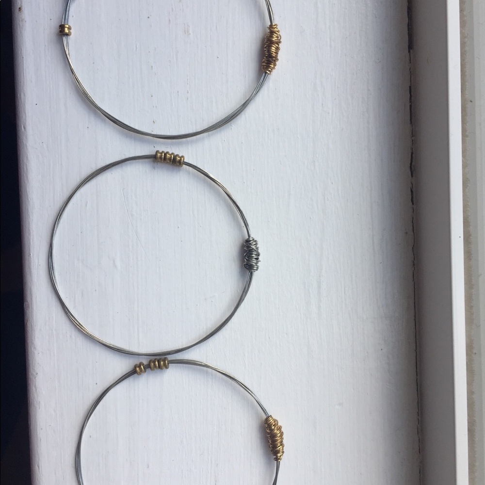 Bangle bracelets wire-type materials. - Picture 4 of 4